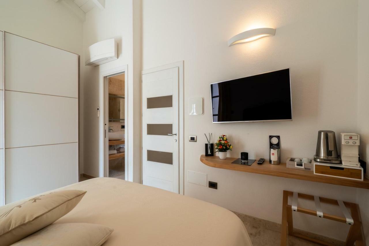 Corso Umberto Rooms Ольбія Екстер'єр фото