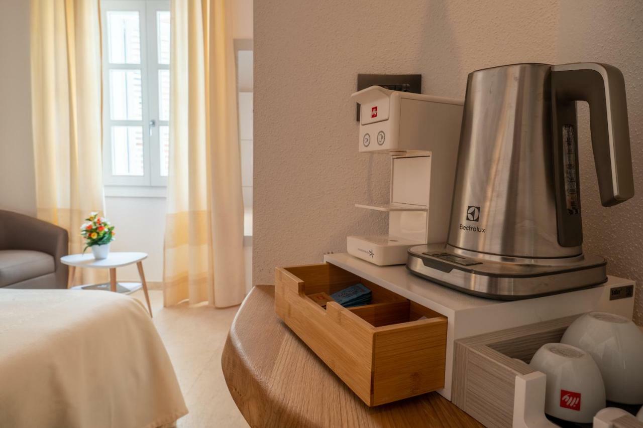 Corso Umberto Rooms Ольбія Екстер'єр фото