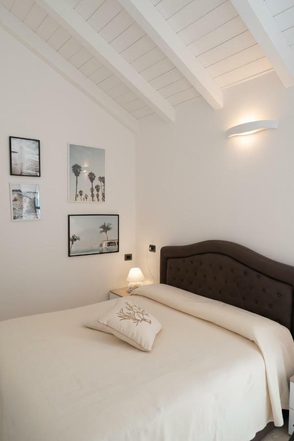 Corso Umberto Rooms Ольбія Екстер'єр фото